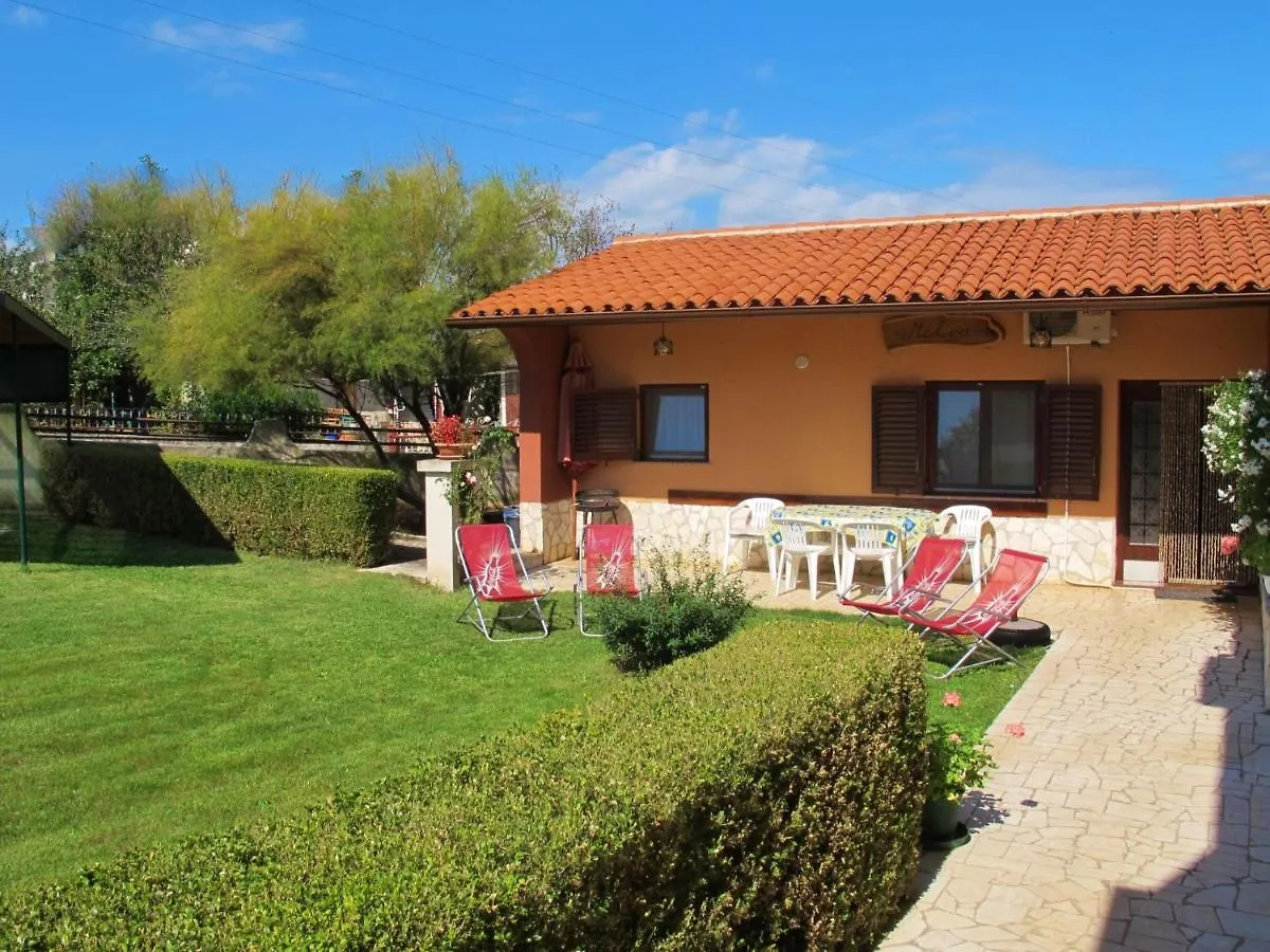 Holiday Home Milva - Lbn375 By Interhome Krnica Croatia